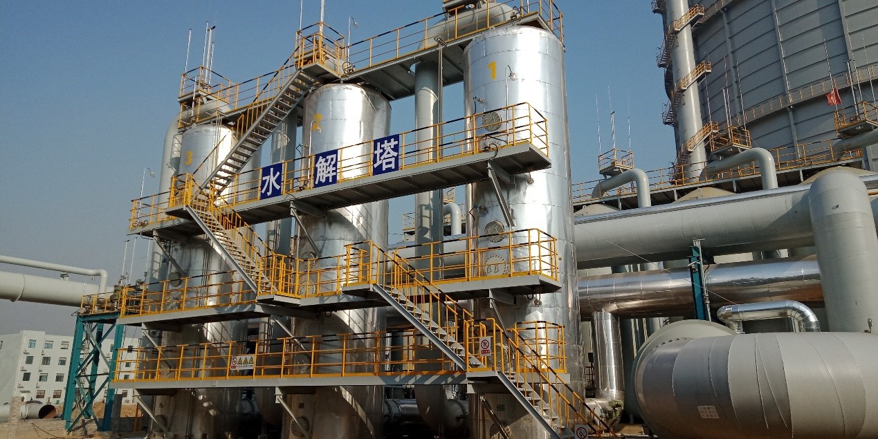 Hydrolysis and removal of organic sulfur from coke oven gas in steel companies
